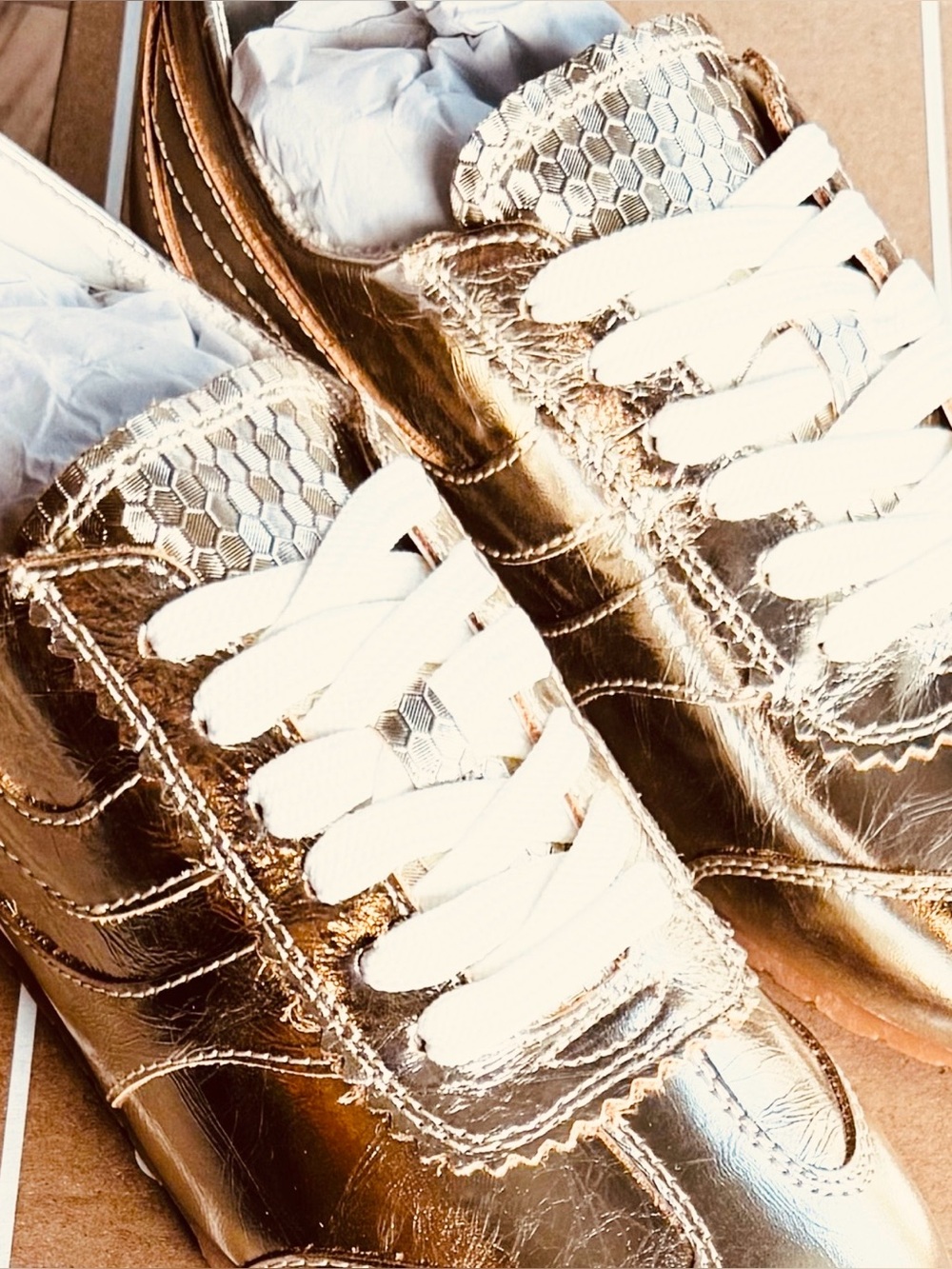 Women’s Dolce Vita Delany Light Gold Metallic Sneakers - Picture 5 of 6